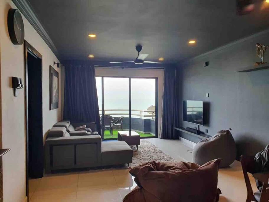 The Arena Tanjung Tuan Port Dickson Apartment ภายนอก รูปภาพ