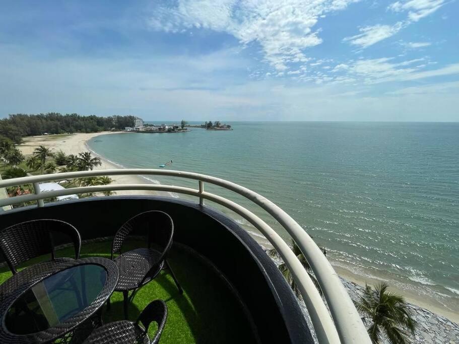 The Arena Tanjung Tuan Port Dickson Apartment ภายนอก รูปภาพ
