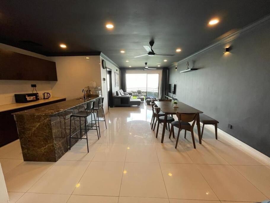 The Arena Tanjung Tuan Port Dickson Apartment ภายนอก รูปภาพ